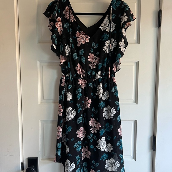 Floral Ruffle Sleeve Dress - Picture 3 of 3